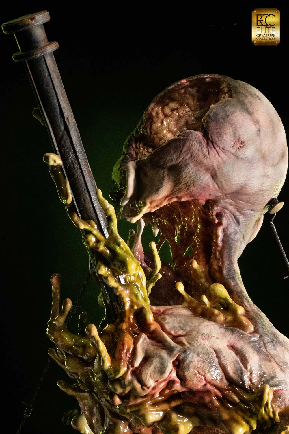 ELITE CREATURE COLLECTIBLES - The Unkillable Vol.1 - Life Size Bust 1:1 - Image 4