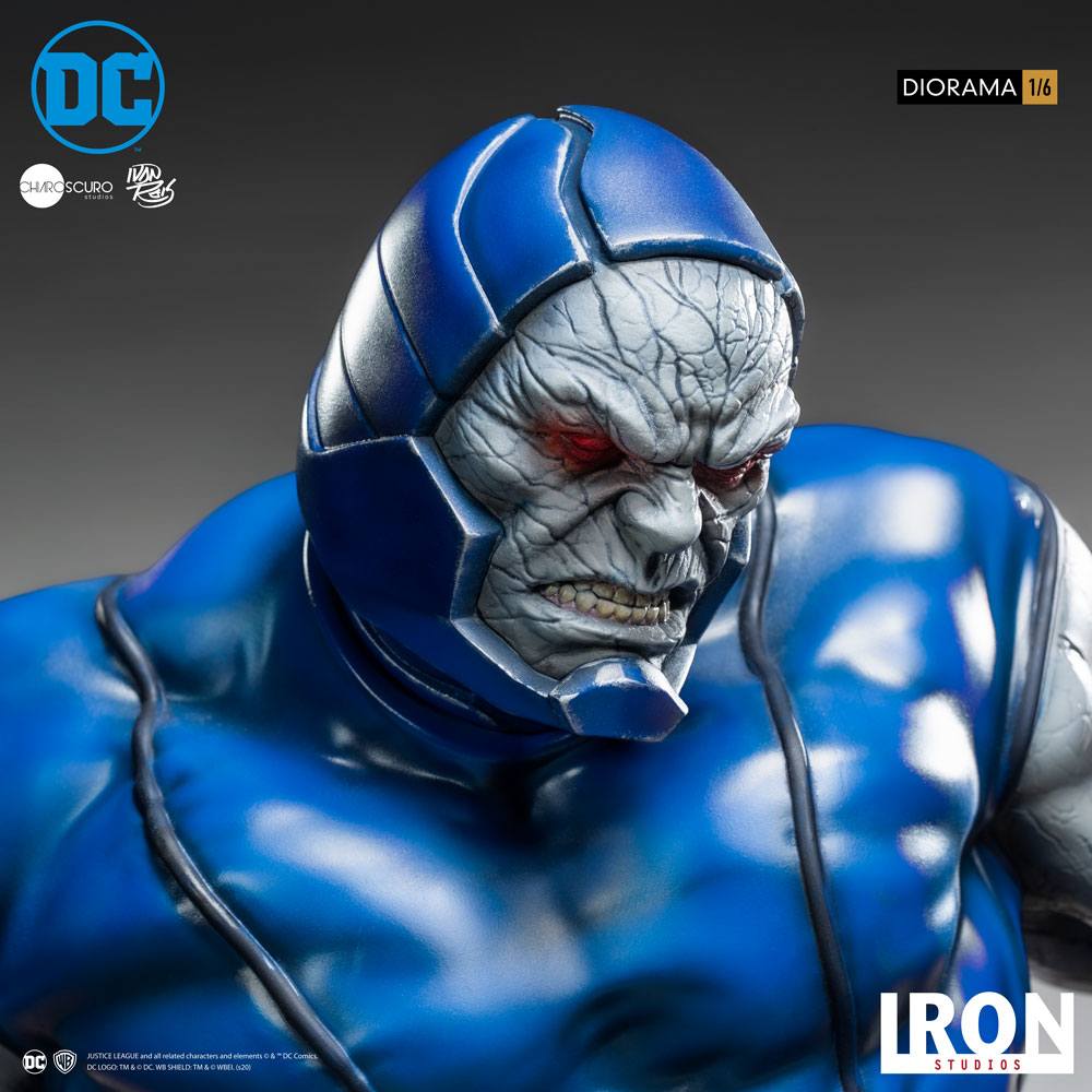 IRON STUDIO - Dc Comics - Wonder Woman vs Darkseid Diorama 1:6 by Ivan Reis - Image 13