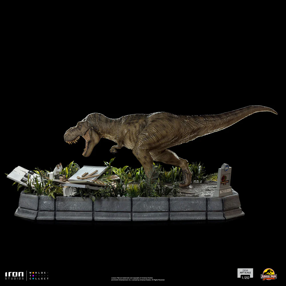 IRON STUDIO - Jurassic Park Demi Art Scale Statue 1:20 T-Rex Attacks Donald Gennaro - Image 16