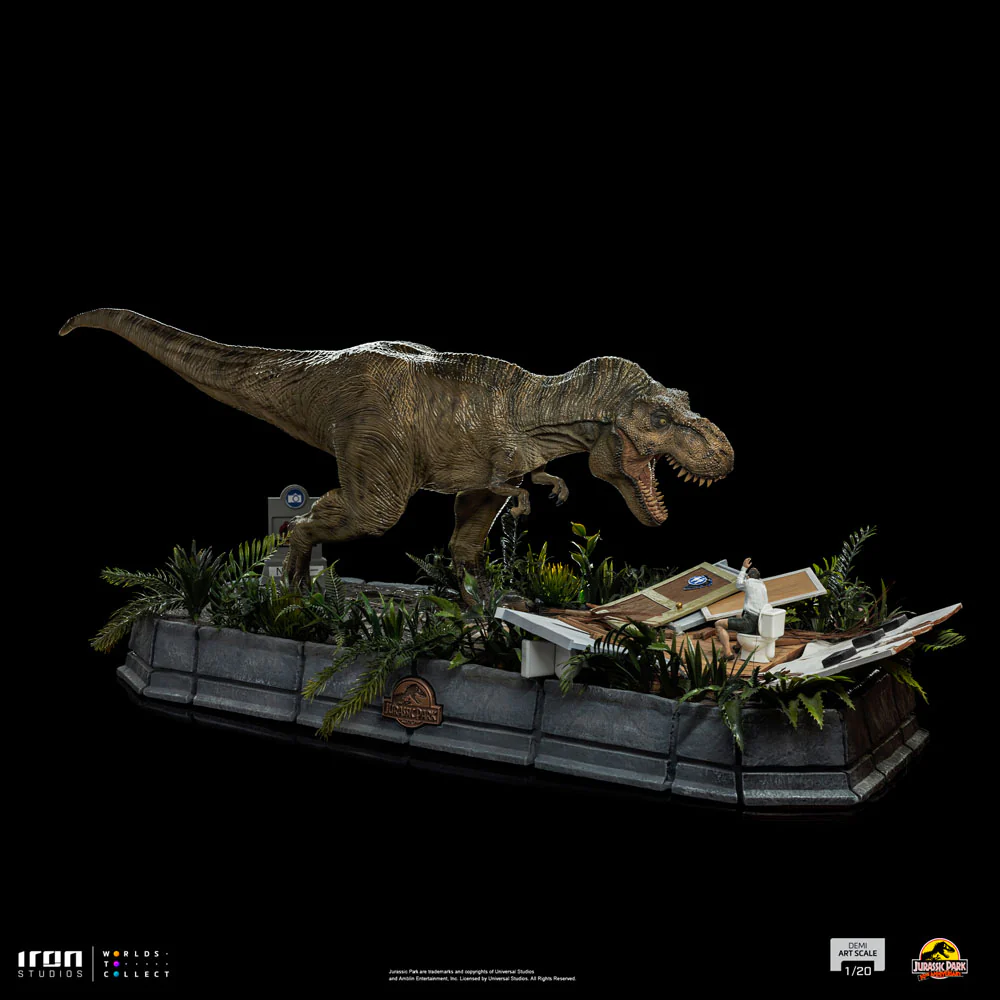IRON STUDIO - Jurassic Park Demi Art Scale Statue 1:20 T-Rex Attacks Donald Gennaro - Image 8