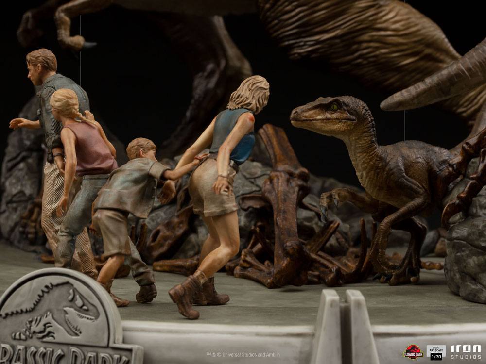 IRON STUDIO - Jurassic Park Demi Art Scale Statue 1:20 The Final Scene - Image 11