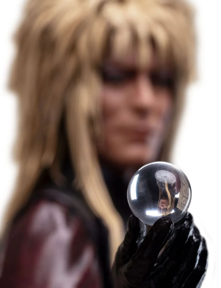 WETA COLLECTIBLES - Labyrinth Statue 1:6 Sarah & Jareth in The Illusionary Maze - Image 16