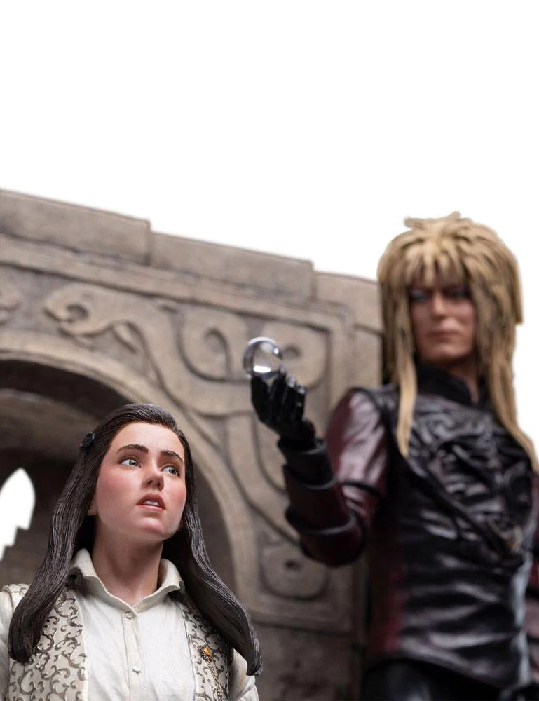 WETA COLLECTIBLES - Labyrinth Statue 1:6 Sarah & Jareth in The Illusionary Maze - Image 8